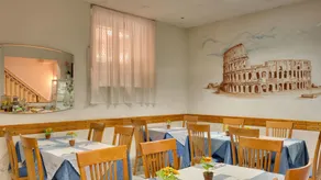 Hotel Resi - Image 2