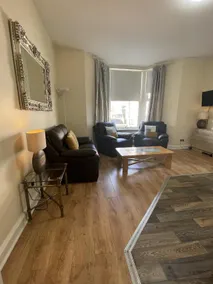 MARLEY MANSIONS APARTMENT - Clarendon - Image 2