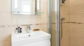 Appartement moderne & cosy Suresnes - Image 2