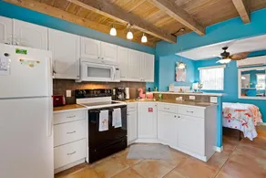 Coco Sands Studios - Image 3