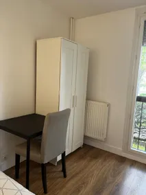 Calm & clean room - Image 2