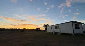 Peaceful Farm Retreat - Luxury Cabins in Goulburn - Image 4