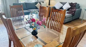 Executive 4BR 3Bath Entire Apartment in Heart of the City & Parking - Image 3