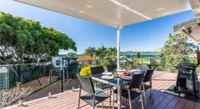 Blue Waters 7 Cook St - Dog Friendly and Water Views - Image 3