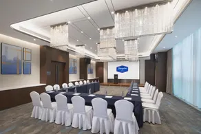 Hampton by Hilton Changsha Moon Island - Image 4