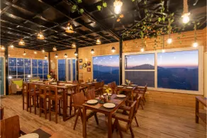 Vinyasa Resort - Image 4