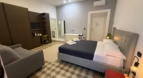 La Piazza Suite - Image 2