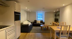 CS Exclusive Apartments of Princess Street West End - Image 3