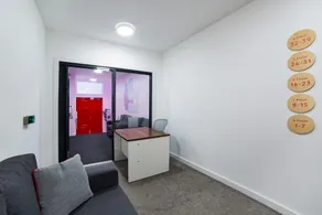 OYO Vincent Apartments - Image 3