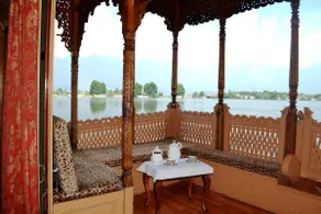Canada Houseboats - Image 4
