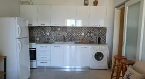 80 Steps - Beach Apartment - Image 2