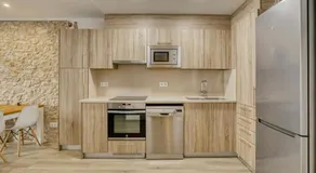 Apartament centric vora la platja - Image 2