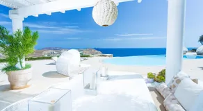 Beachfront Luxury Villa Santa Barbara - Image 3