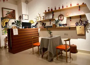 Tea Language Inn - Image 3