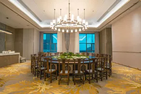 Chente International Hotel - Image 5