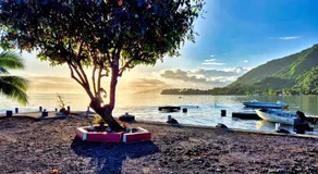 Teahupo'o Lodge Tahiti - Maison familiale au cœur du village - Canoës inclus - Image 4