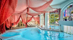 Appartement de vacances adapté aux familles avec sauna, jacuzzi et piscine chauffée | Près des pistes de ski | Parfait pour le travail à distance - Image 3