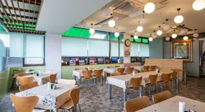 Kawaguchiko Station Inn - Image 3