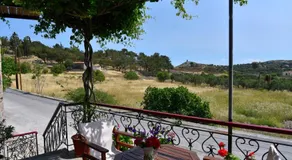 Evanthia Toroz Rooms & Studios - Image 4