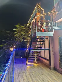 Luxury Villa 104 - Image 3