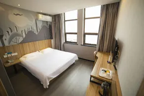 Eaka 365 Hotel Chain (Botou People's Park) - Image 2