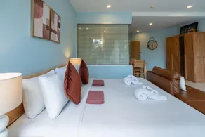 Convenient Karon studio, walk to beach & market! - Image 5