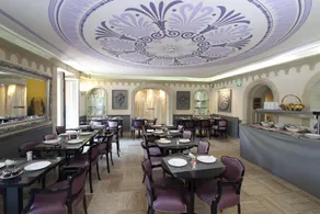 Golden Tulip Cannes Hotel De Paris - Image 3