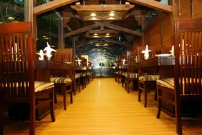 Royal Elegance Hotel - Image 2