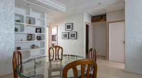 Luxury two bedrooms apartment - Best location - Image 3
