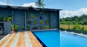 Yuki Grand Hotel - Image 2