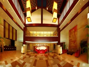 Taihu Bay New Century Hotel - Image 4