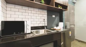 W2 RESIDENCE - Image 5
