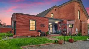 Main Street Bed & Breakfast - Image 5