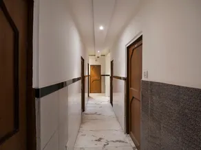 Hotel O Akshaya Lodging - Image 5