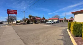 Desert Hills Motel - Image 3