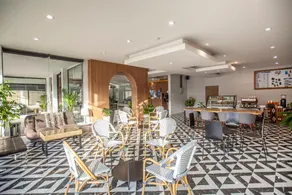 R2 Hotel Chiangmai - Image 4