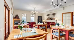 Courthouse Inn Revelstoke - Image 3