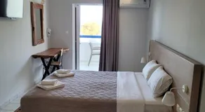 Jannos Beach hotel - Image 2