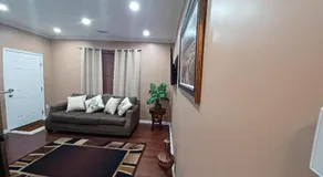 Nice Luxury Suite - Image 1