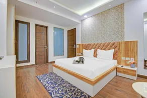 OYO Townhouse 673 Maps Inn Hotel & Banquets - Image 4