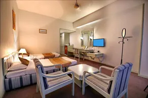Hotel Venice - Image 2