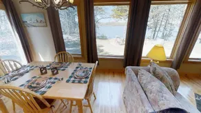 Lakefront Hideaway - Image 4