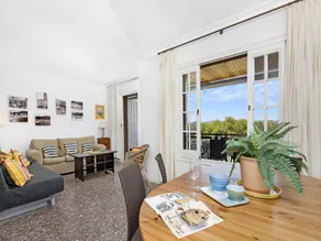 Apartment in Llafranc with Panoramic Sea Views - Image 2