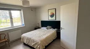 En-suite Double Bedroom Adamstown - Image 2