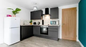 Fab 2bedroom apartment- Free parking, 5mins from city centre, Portland Rd NE2 1DJ - Image 4