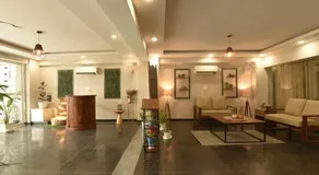 Vaneen Stay Luxury 1BHK Apartment with Balcony Sector 42 Golf Course Road - Image 3