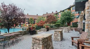 Cozy Studio Resort Stay Mountain Creek Pool Hiking - Image 4
