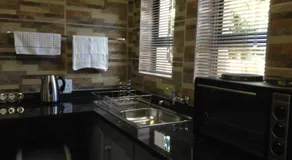 Impala Chalets - Image 4