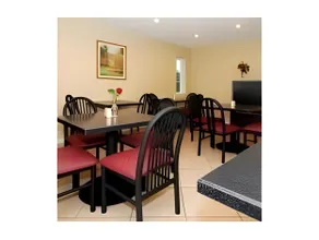 Discovery Inn - Image 4