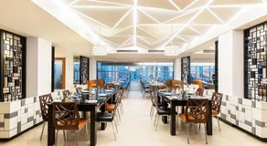Dhaka Regency Hotel & Resort - Image 4